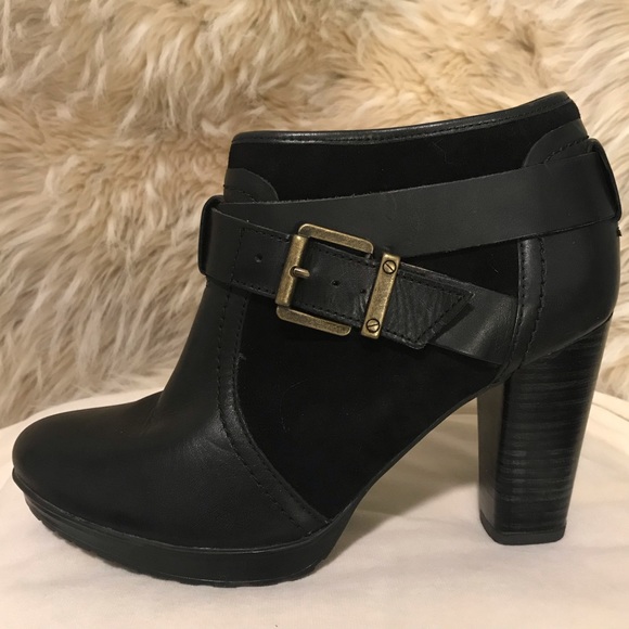 clarks heeled booties